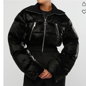 WeWoreWhat Cropped Puffer Jacket in Black Size Medium - NEW WITH TAGS